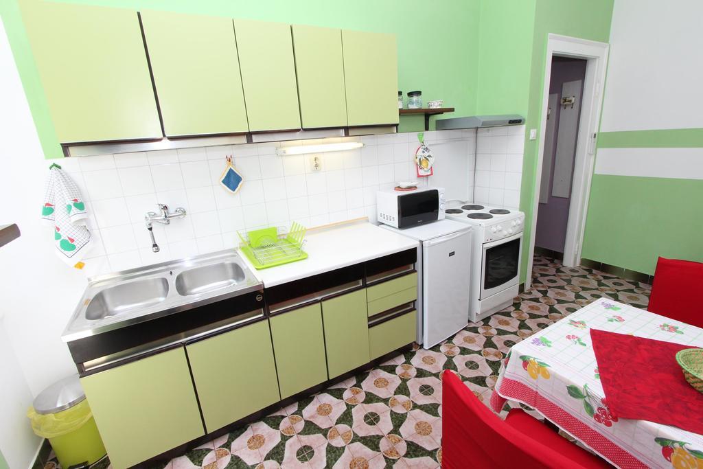 Apartments Santin Ровин Екстериор снимка