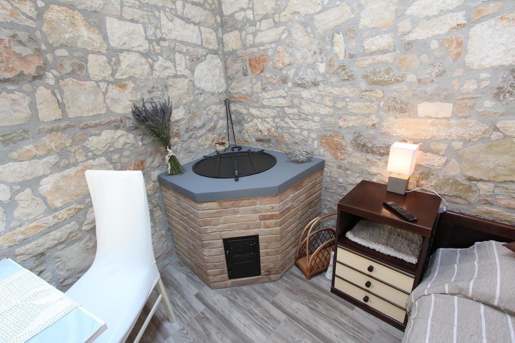 Apartments Santin Ровин Екстериор снимка