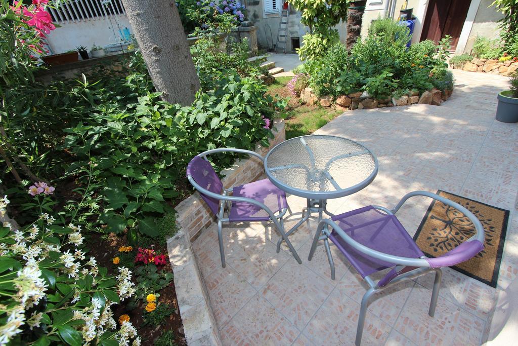 Apartments Santin Ровин Екстериор снимка
